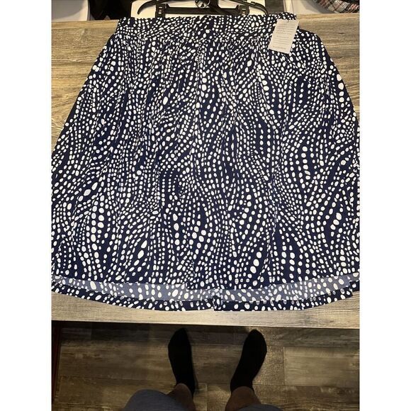 MAGGY LONDON Navy White Dot Print Cuff Sleeve Midi Dress. Size 16W. NWT. 7 - Picture 4 of 11